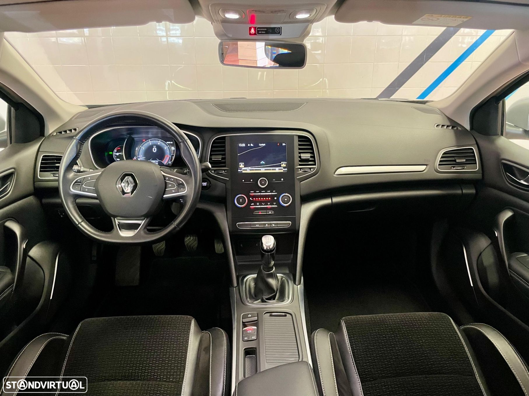 Renault Mégane ENERGY TCe 130 INTENS - 37