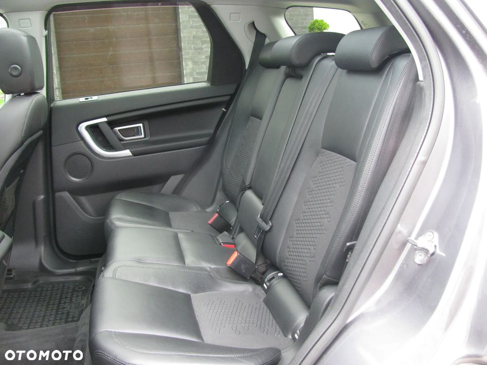 Land Rover Discovery Sport TD4 HSE - 28