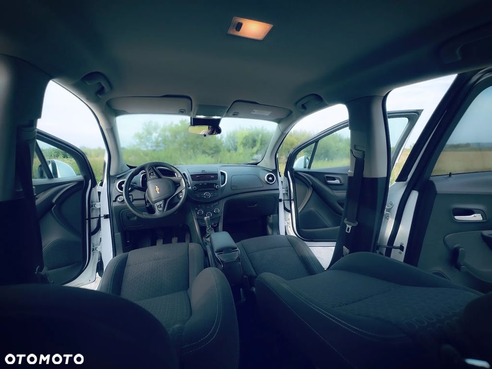Chevrolet Trax 1.6 LS - 28