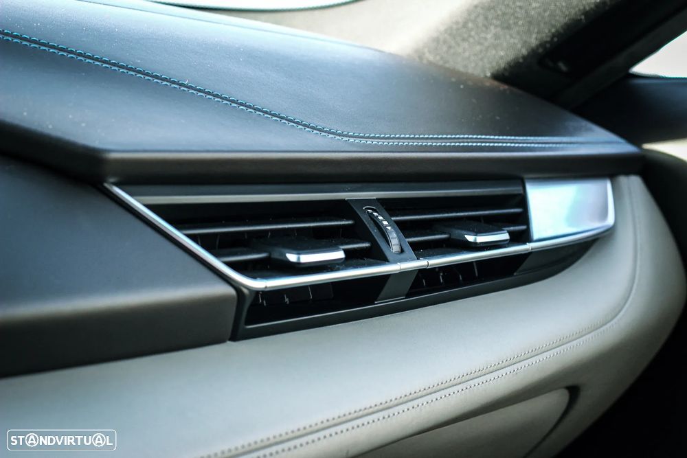 BMW i8 Standard - 22