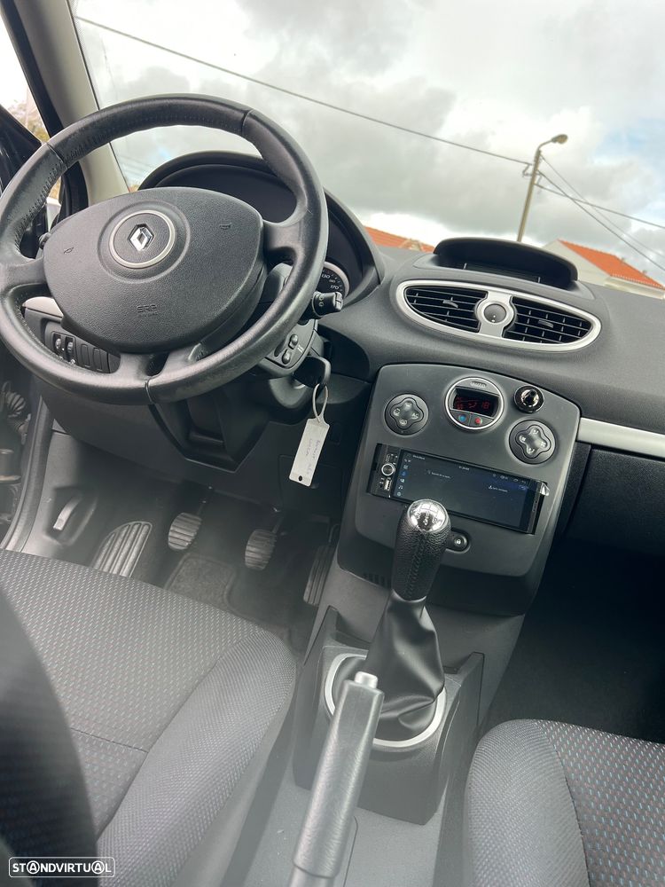 Renault Clio 1.2 16V Dynamique - 6