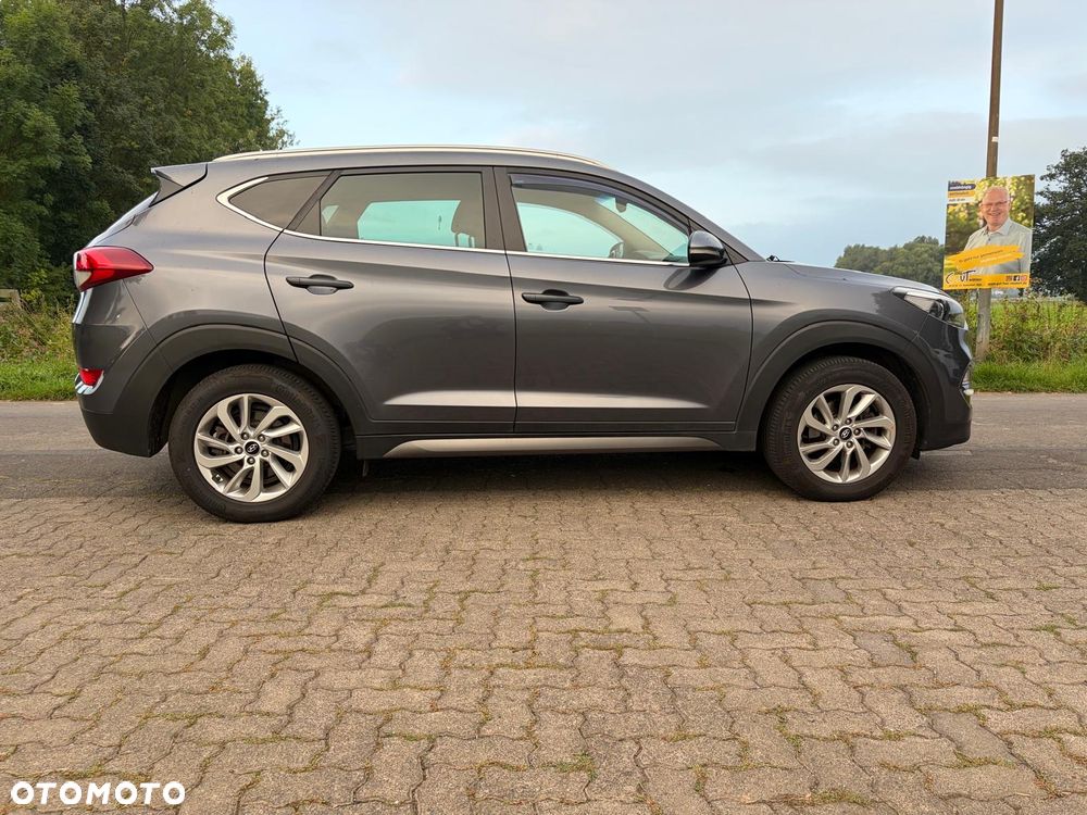 Hyundai Tucson 1.7 CRDI BlueDrive Design 2WD DCT - 9