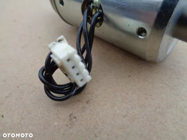 Elektrozawór sekcji elektronicznej 1527020018 Bosch McCormick XTX200 - 4