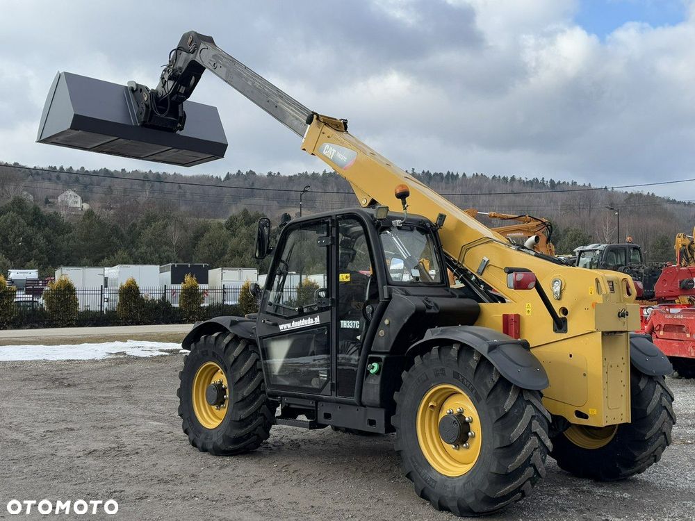 Caterpillar TH337C - 15