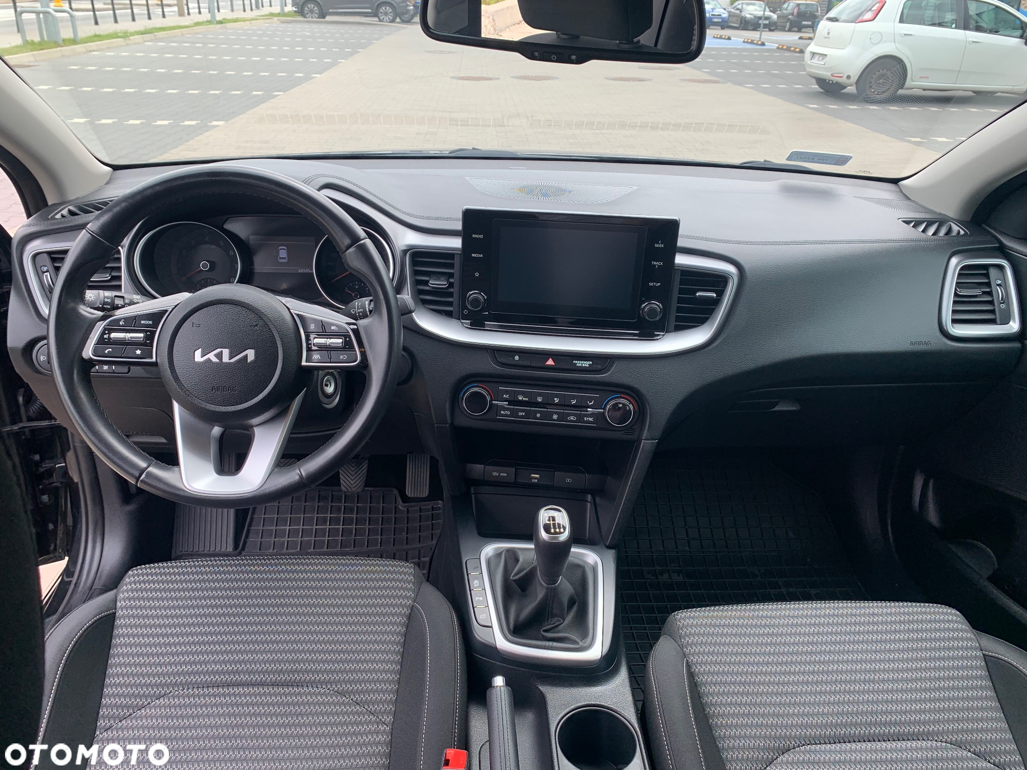 Kia Ceed 1.5 T-GDI Business Line - 22