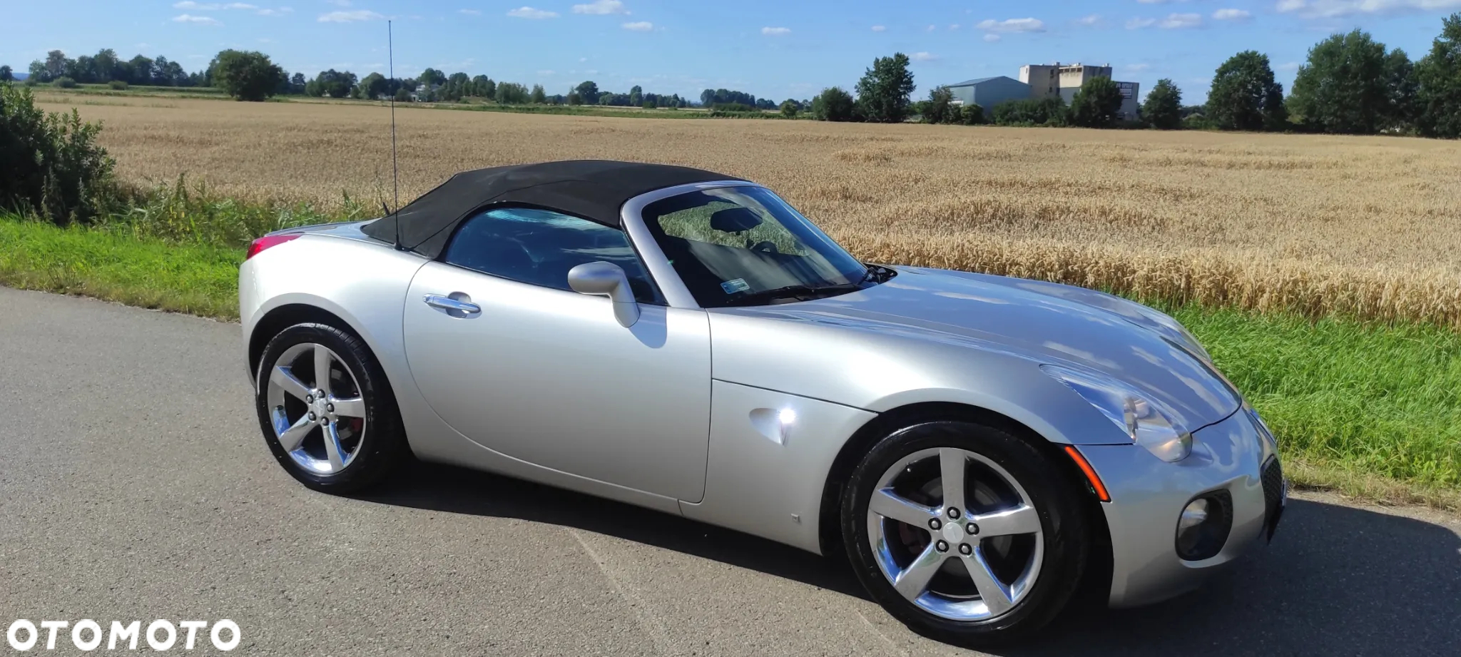 Pontiac Solstice - 11