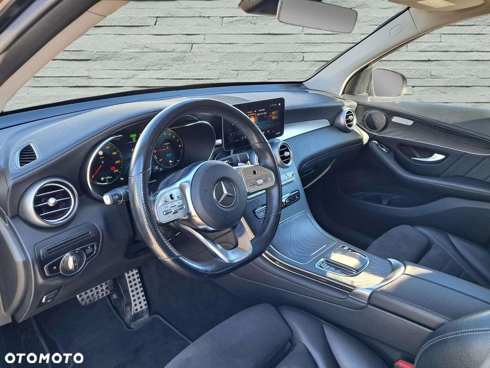 Mercedes-Benz GLC - 10