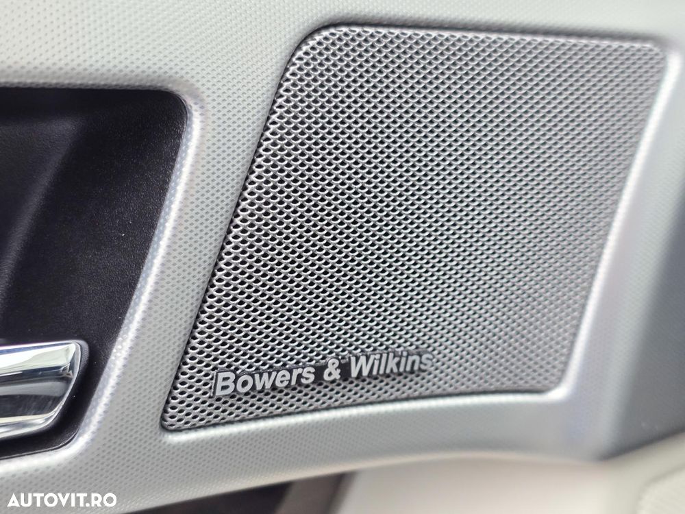 Jaguar XF 2.0 Turbo - 28