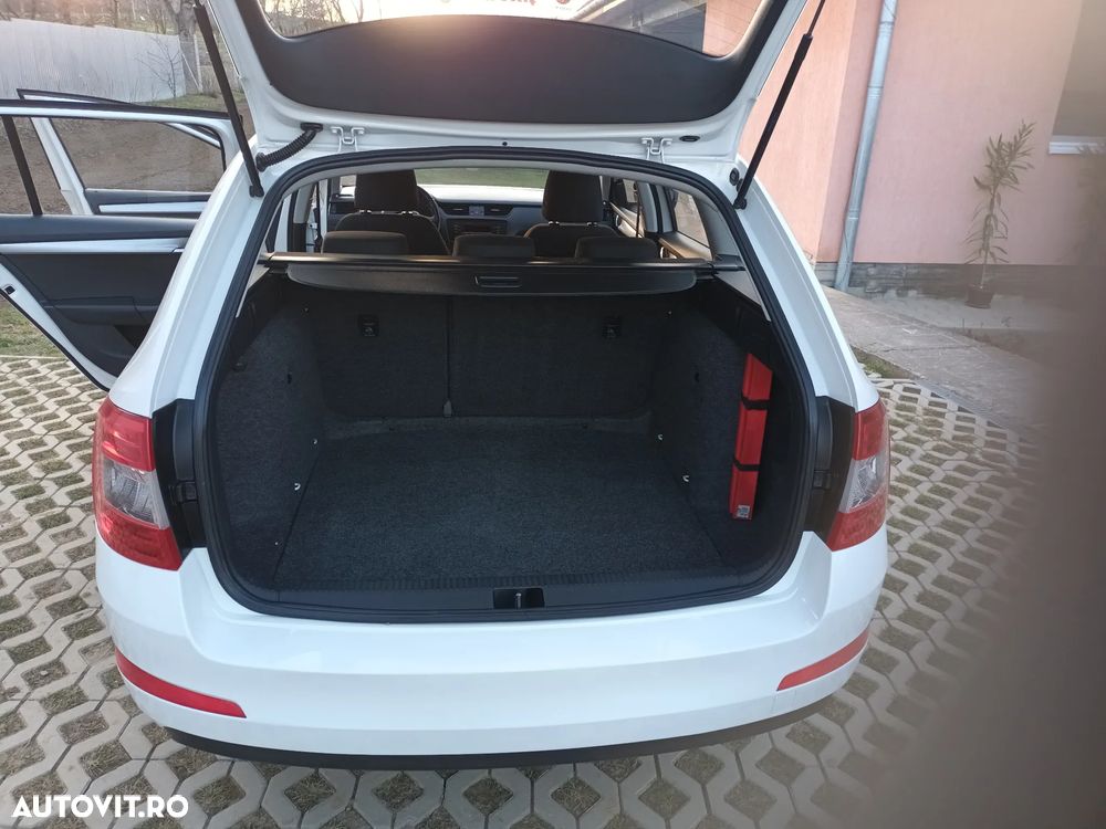 Skoda Octavia 1.6 TDI Classic - 10