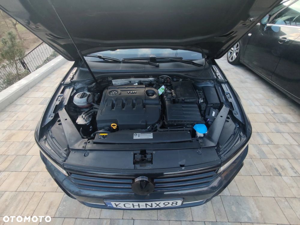 Volkswagen Passat 2.0 TDI BMT Comfortline - 8