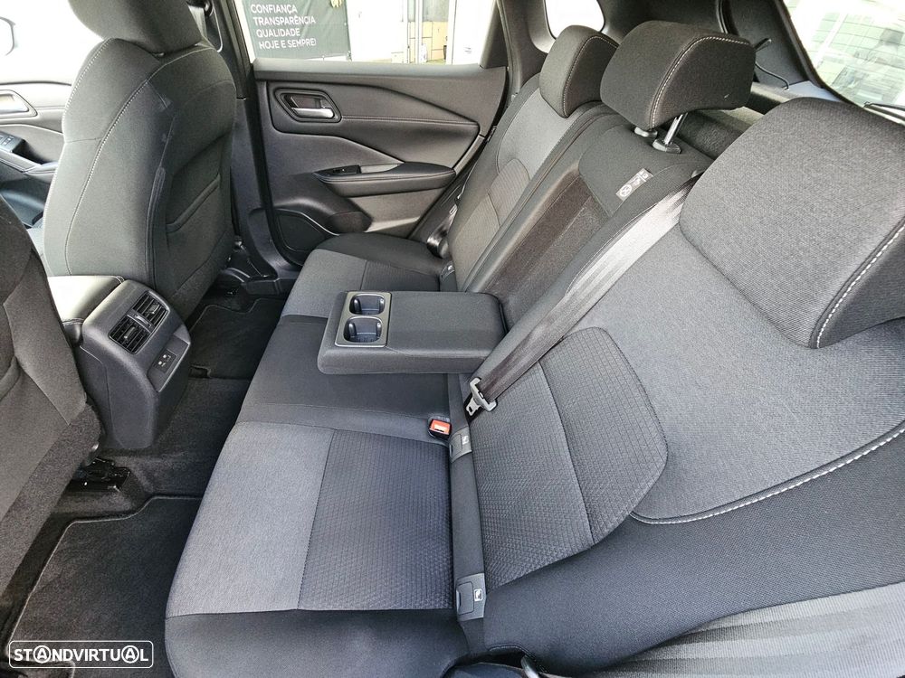 Nissan Qashqai 1.3 DIG-T N-Connecta LED - 20