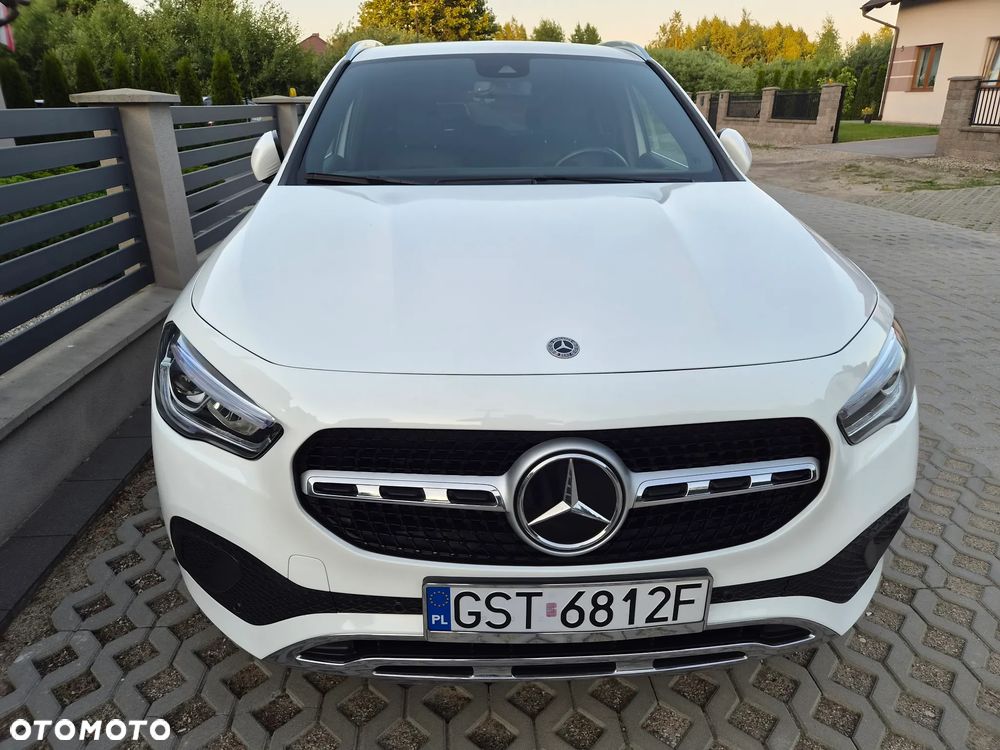 Mercedes-Benz GLA 250 4Matic 8G-DCT Edition 2021 - 11