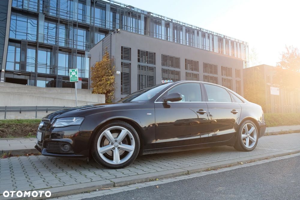 Audi A4 Limousine 1.8 TFSI S line Sportpaket - 1