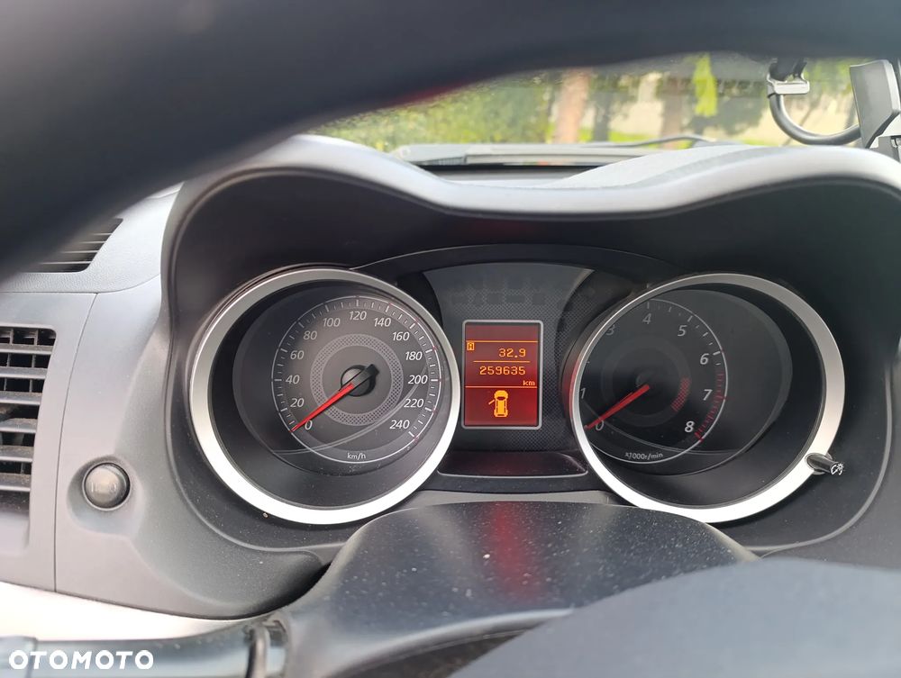 Mitsubishi Lancer - 3