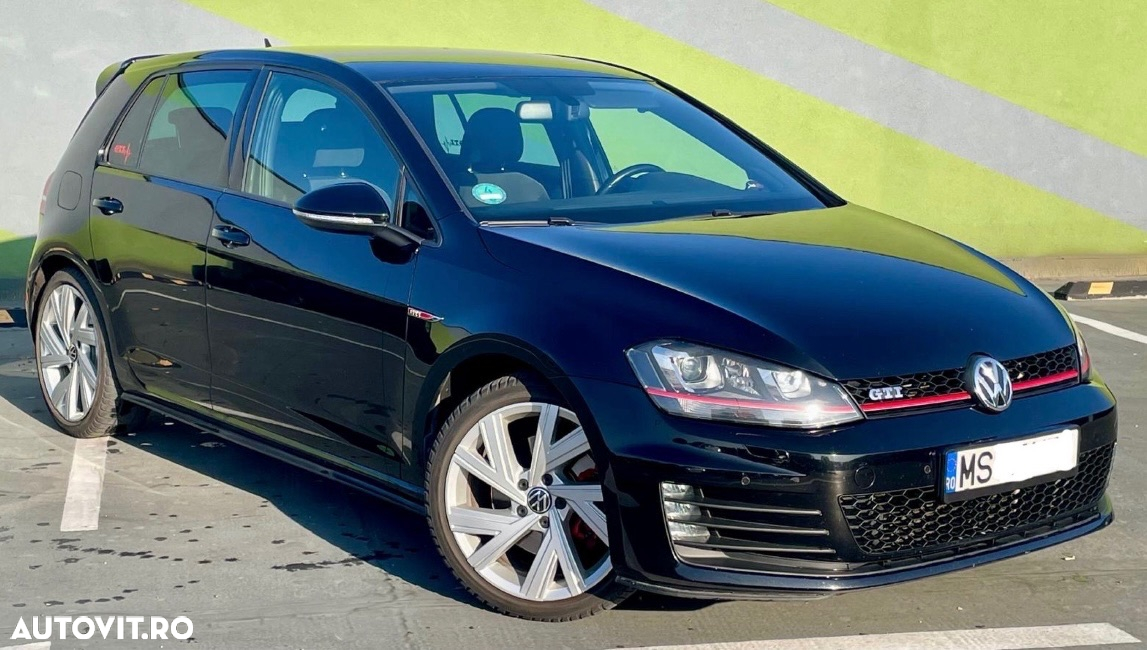 Volkswagen Golf 2.0 TSI BMT GTI - 2