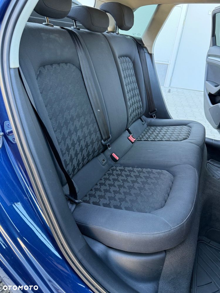 Audi A3 Sportback 2.0 TDI Ambiente - 23