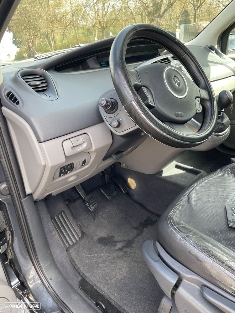 Renault Scénic 1.5 dCi Dynamique S - 9