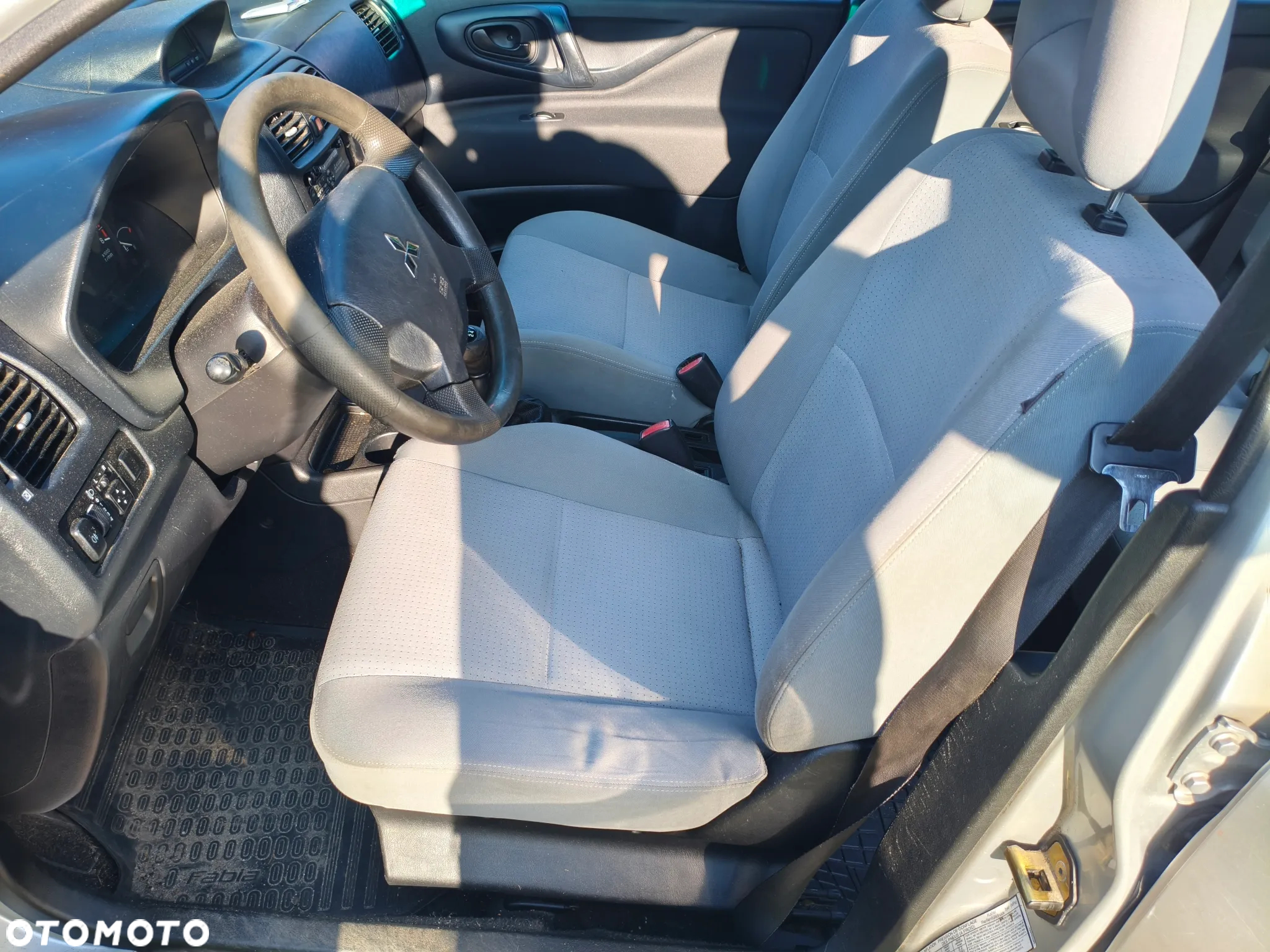 Mitsubishi Space Star 1.6 Avance - 6