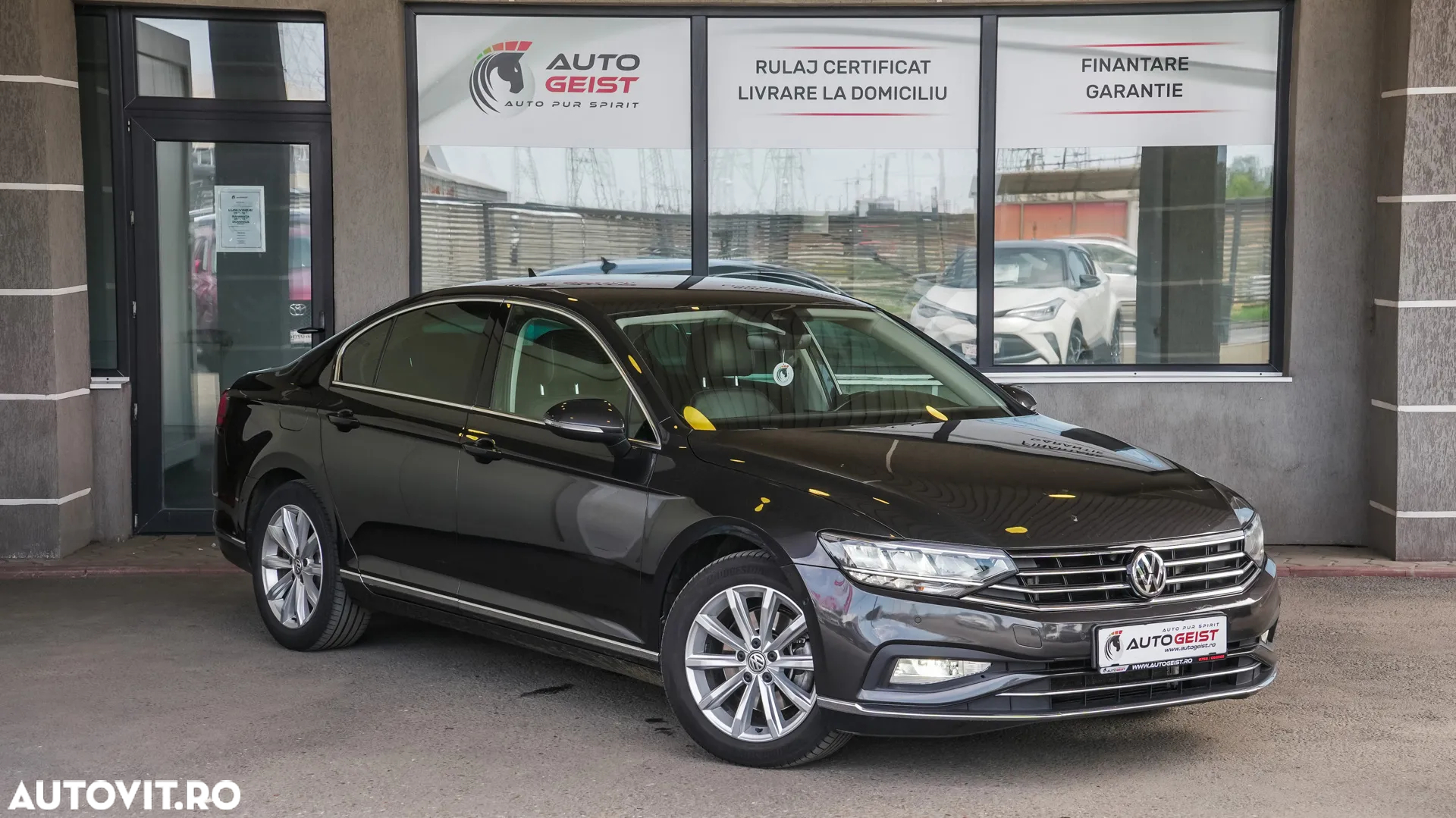 Volkswagen Passat 2.0 TDI SCR DSG Highline - 3