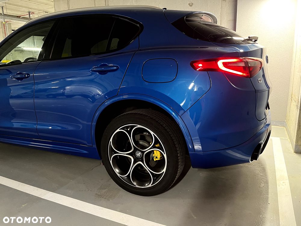 Alfa Romeo Stelvio - 6