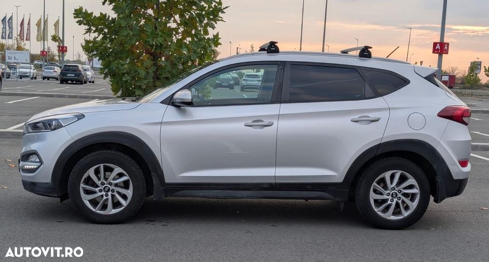 Hyundai Tucson - 2