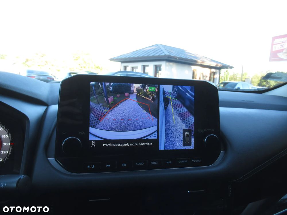 Nissan Qashqai 1.3 DIG-T N-Connecta DCT - 22