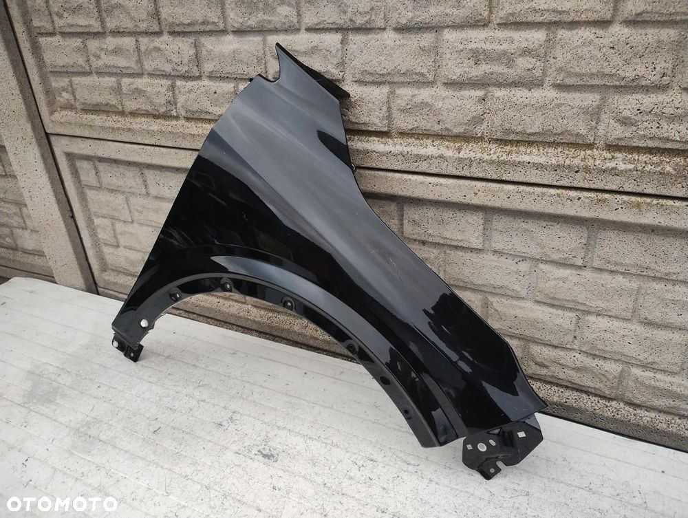 nissan qashqai 2022- błotnik prawy oryginał - 2