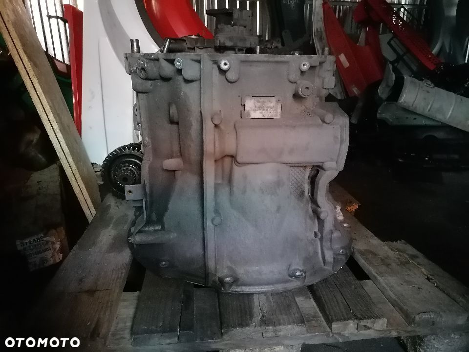 Obudowa skrzyni przód G211-12 Actros MP4 - 2