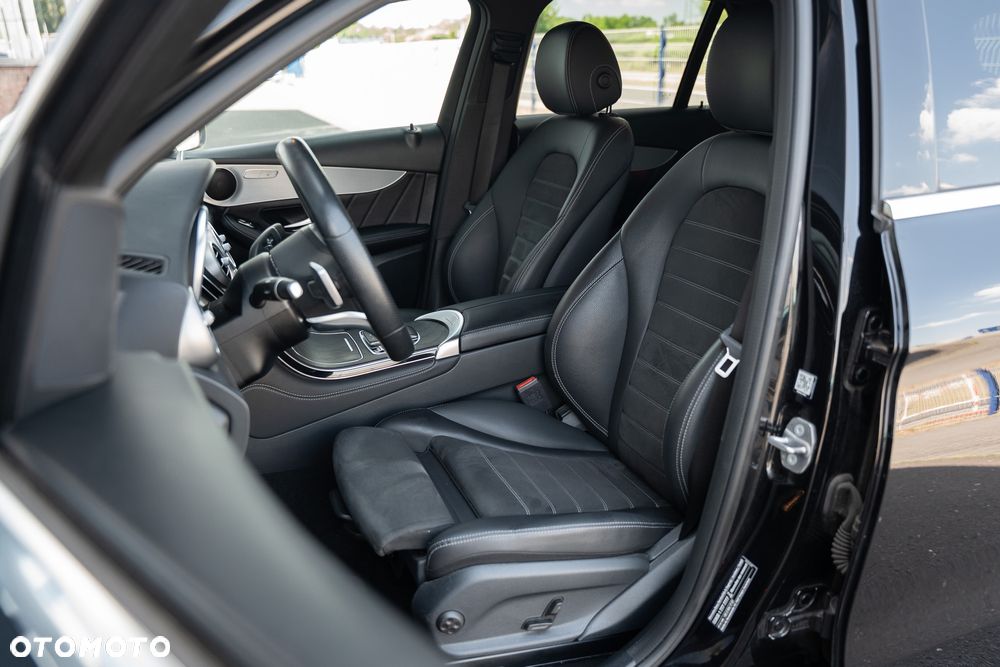 Mercedes-Benz GLC 220 d 4Matic 9G-TRONIC Edition AMG Line - 20