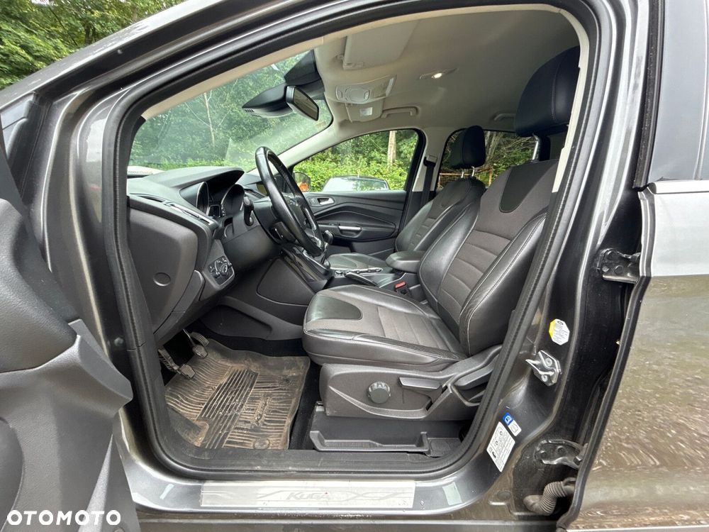 Ford Kuga - 30