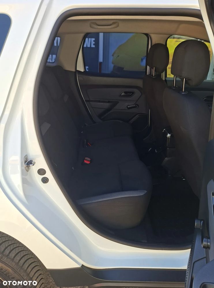 Dacia Duster SCe 115 2WD Essential - 11