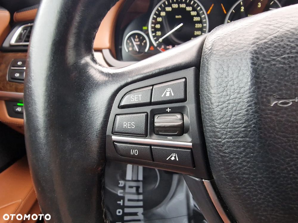 BMW Seria 7 740d xDrive - 35