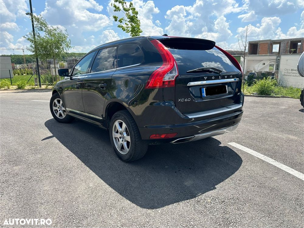 Volvo XC 60 D4 AWD Geartronic Summum - 3