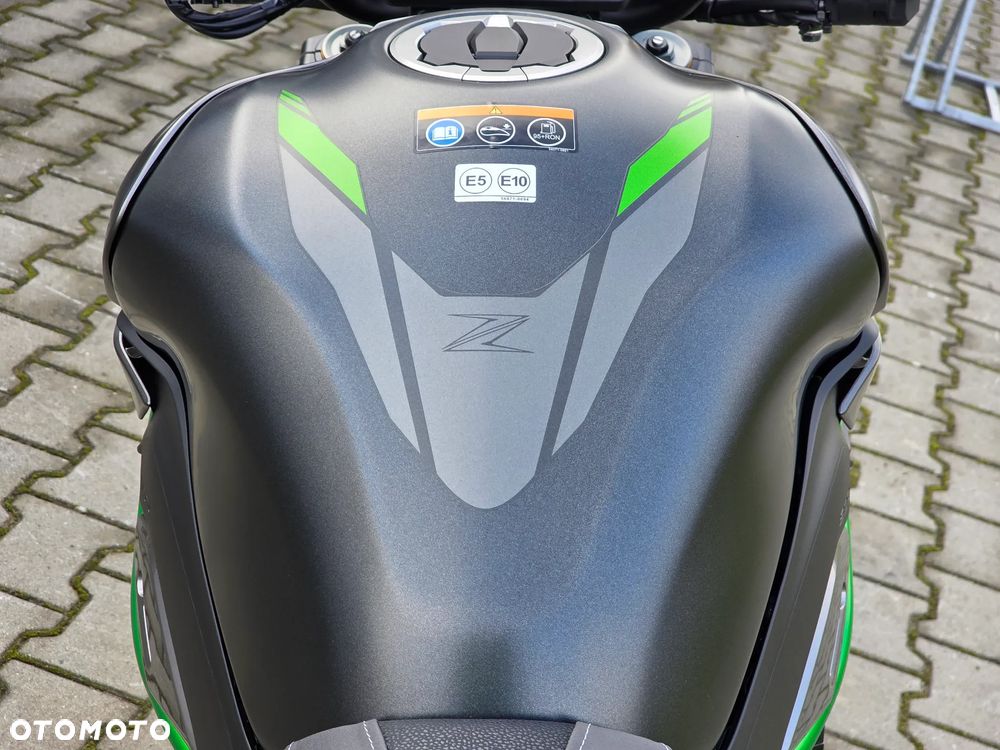 Kawasaki Z 900 - 13