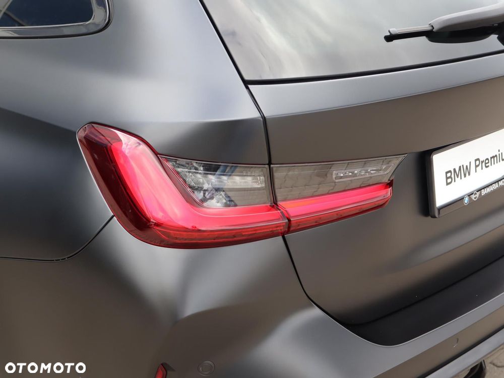 BMW M3 Competition xDrive sport - 26