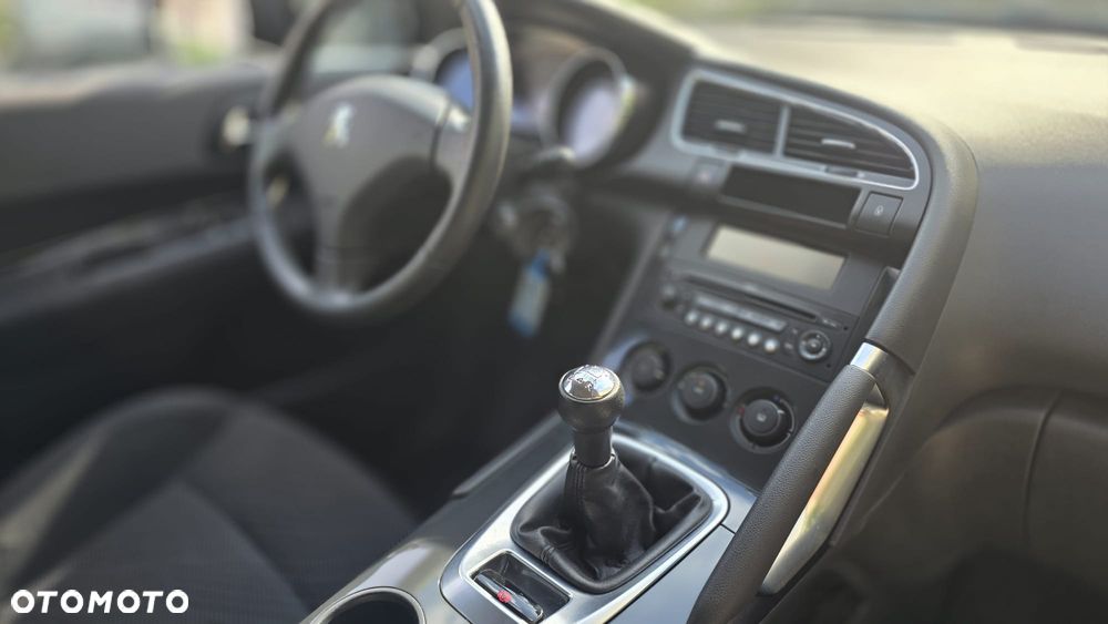 Peugeot 3008 120 VTi Access - 11