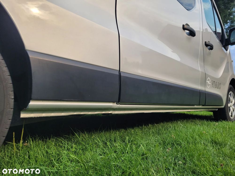 Opel Vivaro - 12