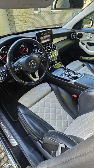Mercedes-Benz C-Class 2018 photo 5