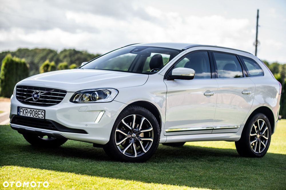 Volvo XC 60 D4 Geartronic Summum - 16