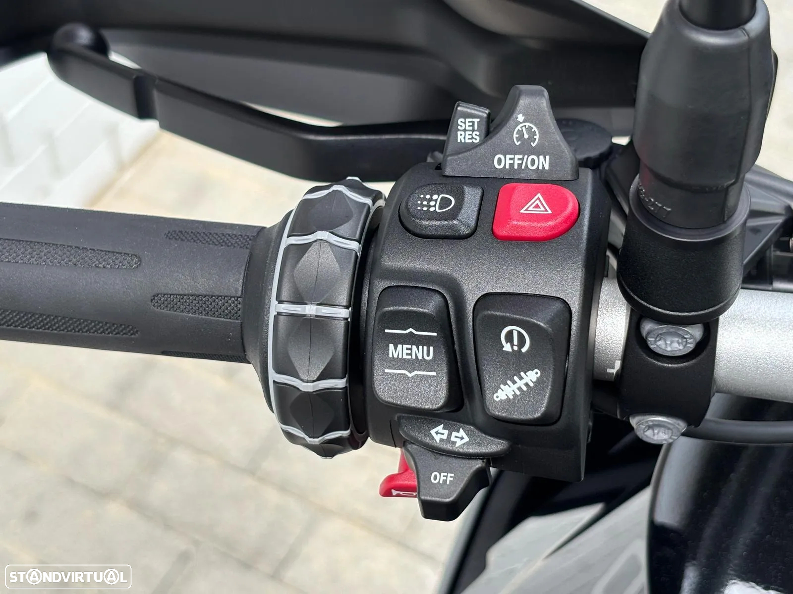 BMW F 900 XR Triple Black - Manutenções incluídas 3 anos / 30.000 km - 11