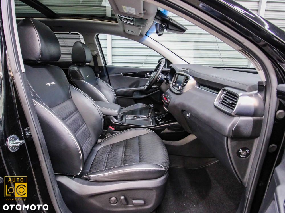 Kia Sorento - 10