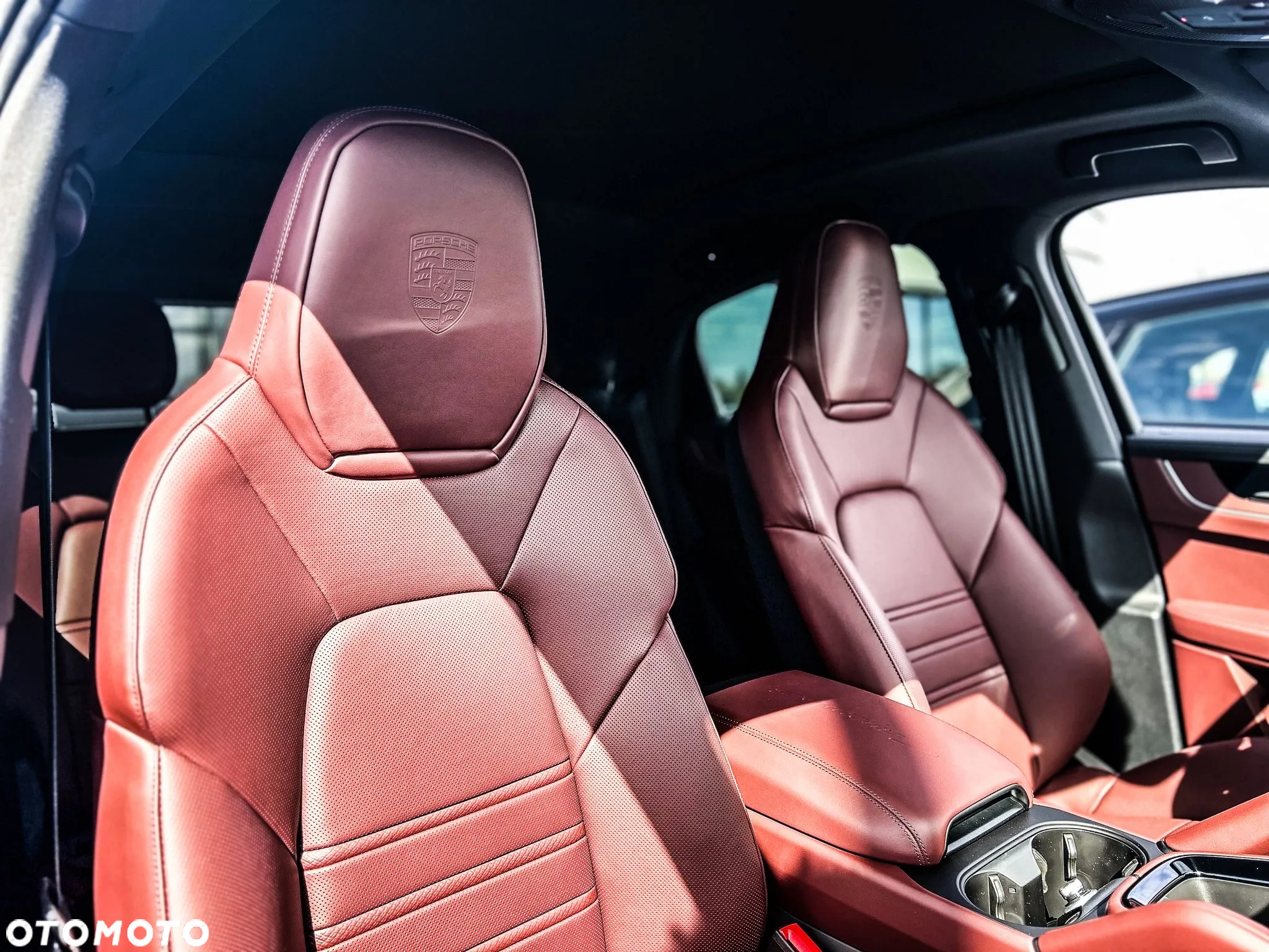 Porsche Cayenne - 11