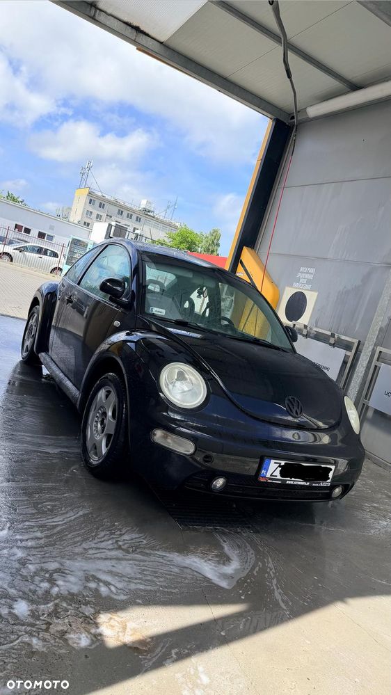 Volkswagen New Beetle - 3