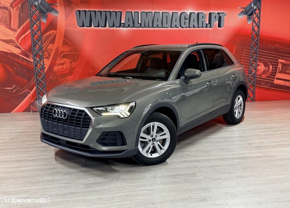 Audi Q3 45 TFSIe S line S tronic - 1