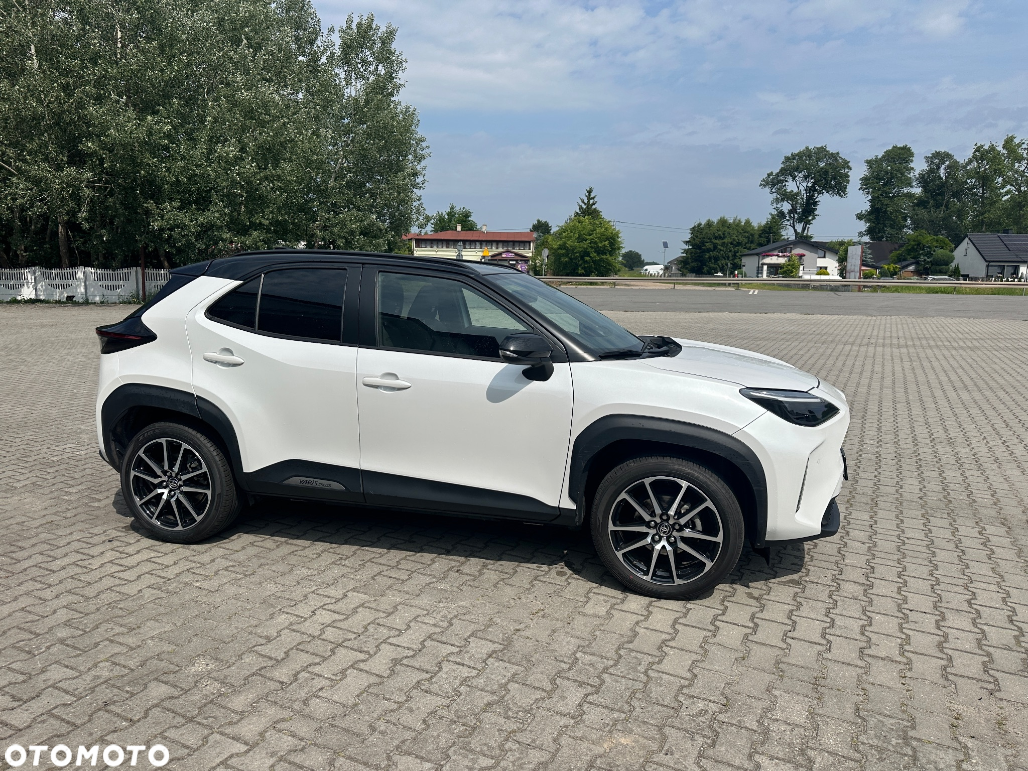 Toyota Yaris Cross Hybrid 130 1.5 VVT-i GR Sport - 2