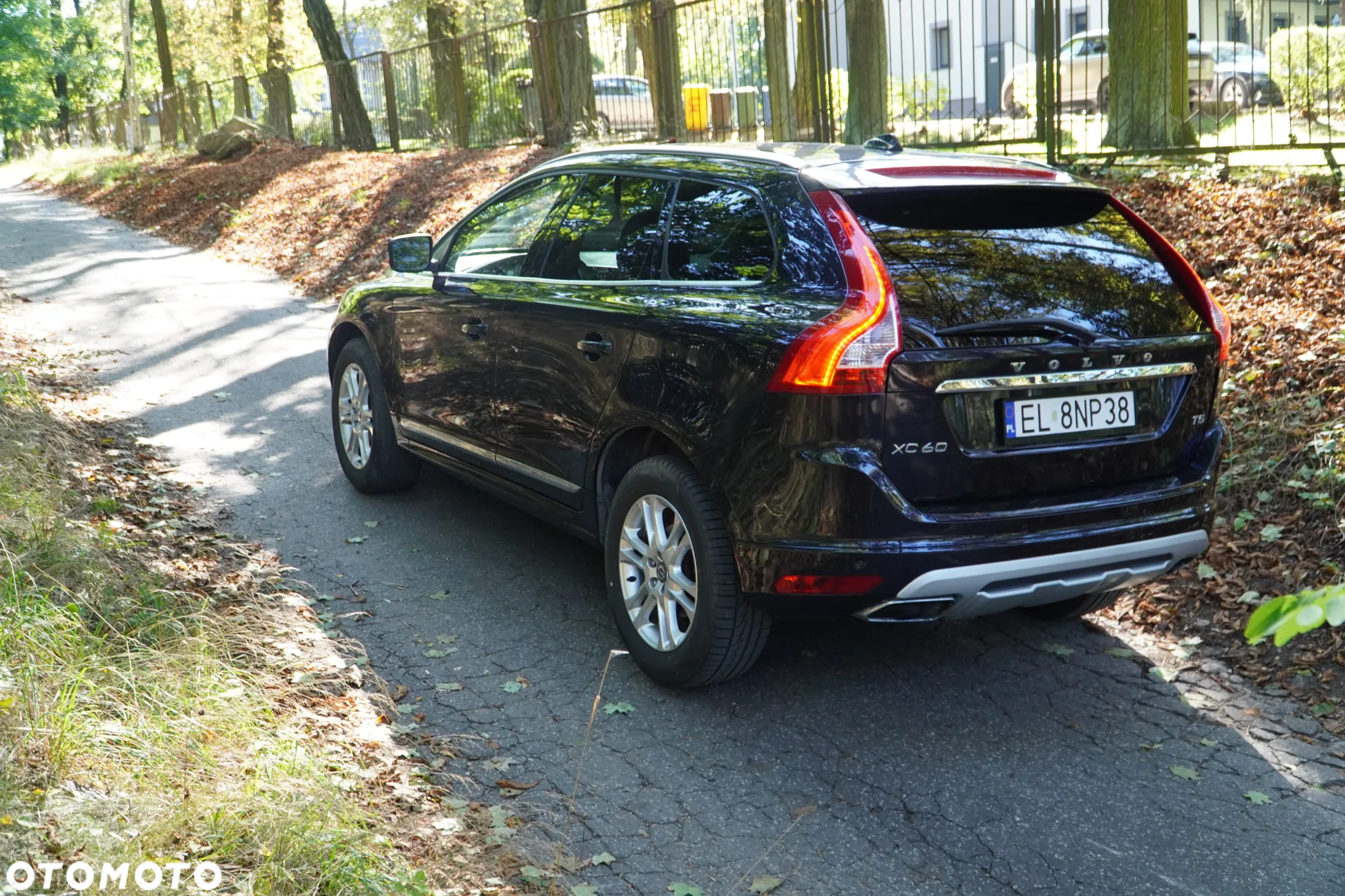 Volvo XC 60 T5 Momentum - 8