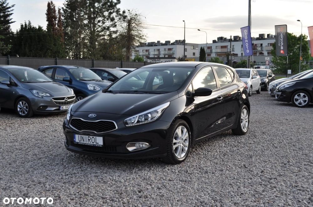 Kia Ceed 1.4 CVVT Attract - 1