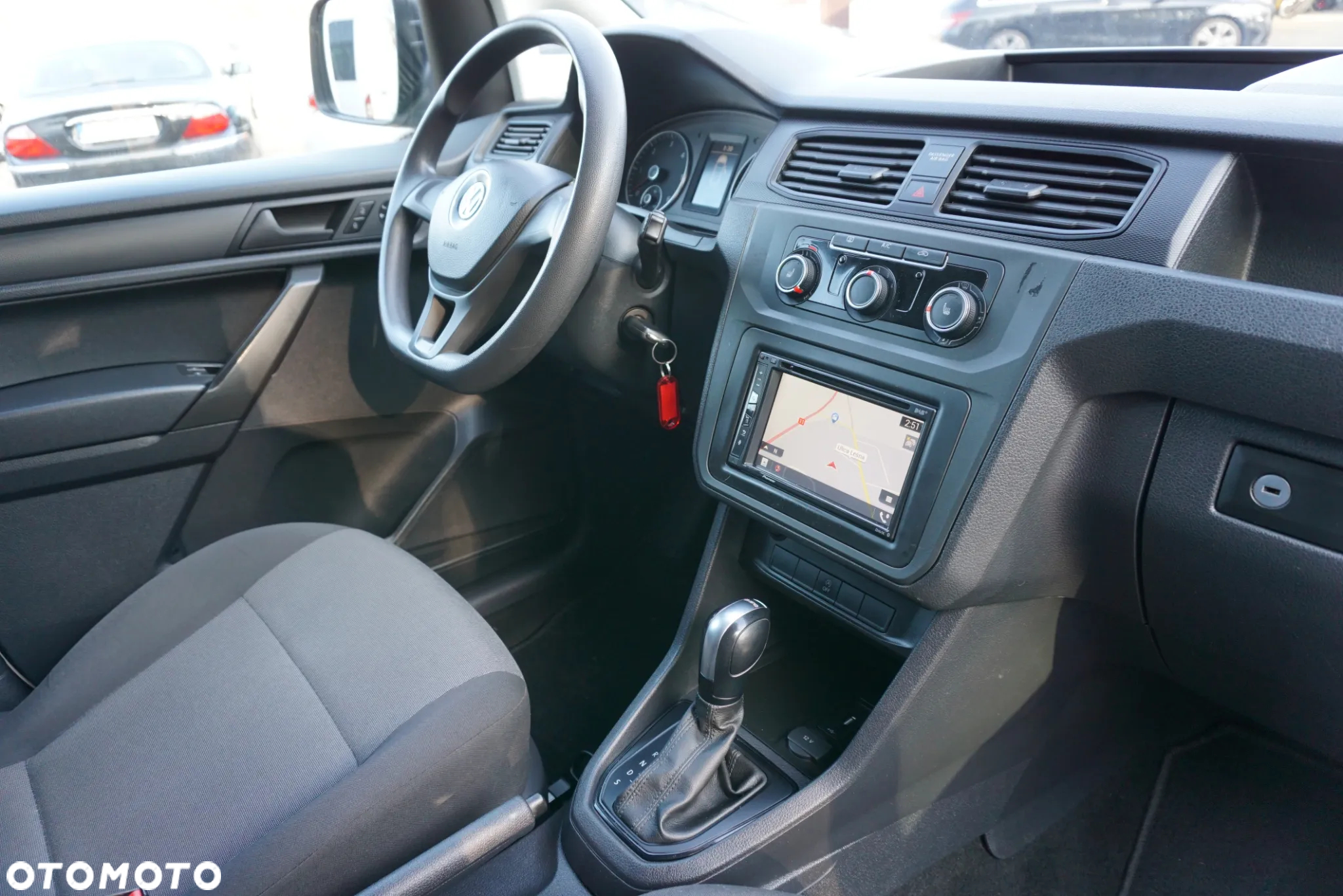 Volkswagen CADDY - 12