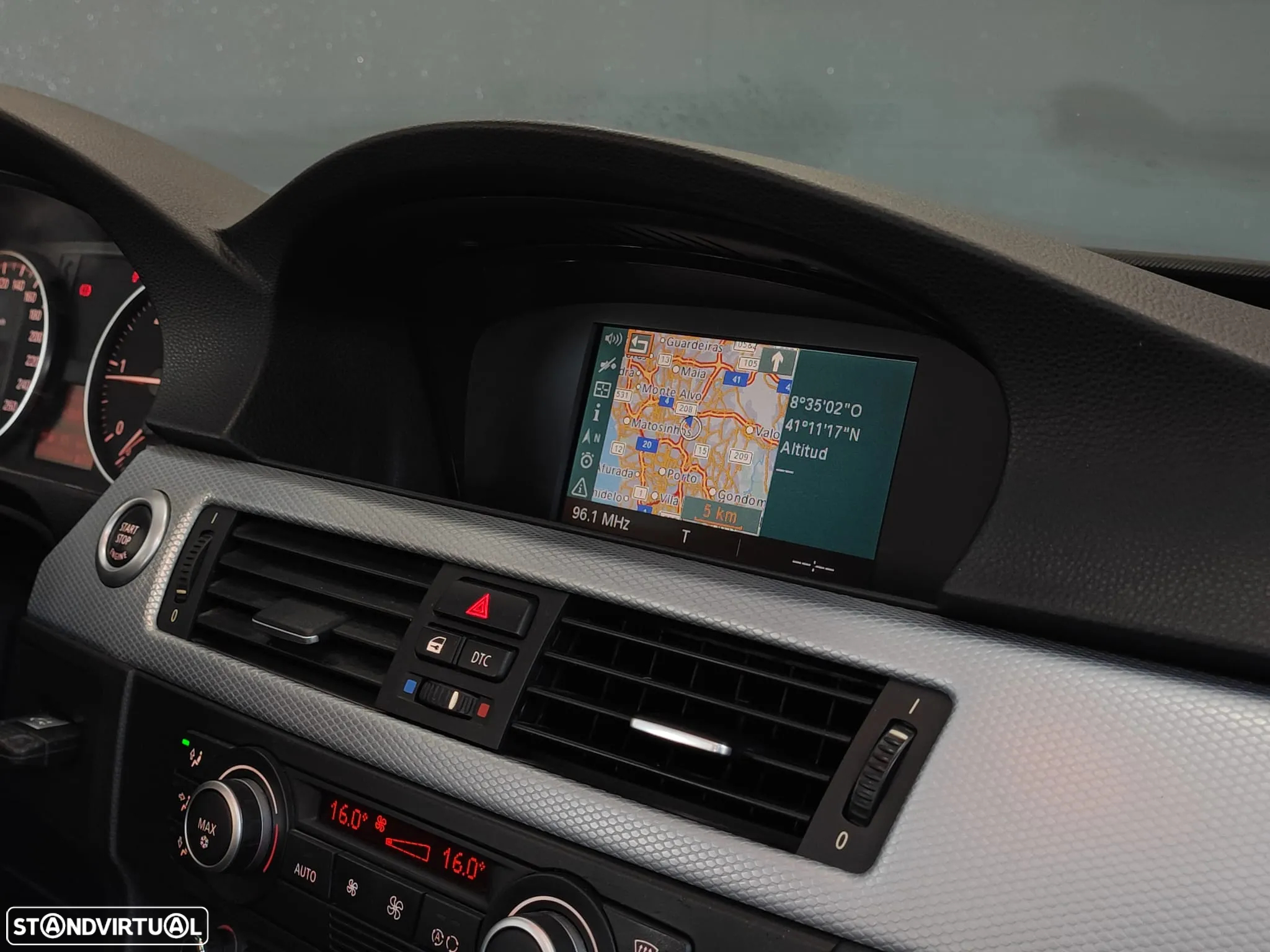 BMW 320 d Touring Navigation Sport - 45
