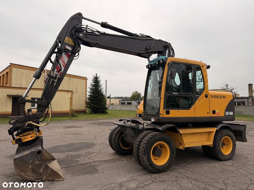 Volvo EW140B - 1